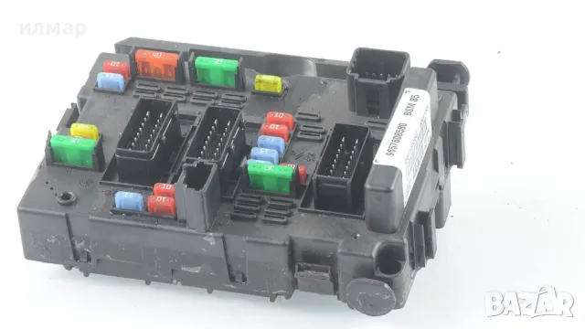 470703 Бутон за ел.ръчна спирачка за Пежо 3008, снимка 4 - Части - 47653133