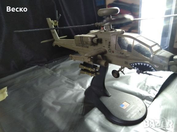 Колекционерски, военен хеликоптер 1:72 , снимка 4 - Колекции - 27265302
