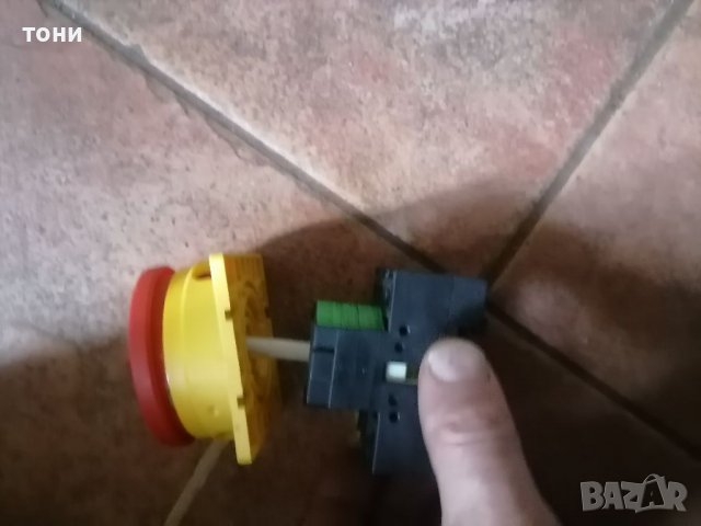 Трифазен ключ, снимка 4 - Други машини и части - 39835623