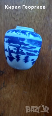 Красива порцеланова вазичка , снимка 1