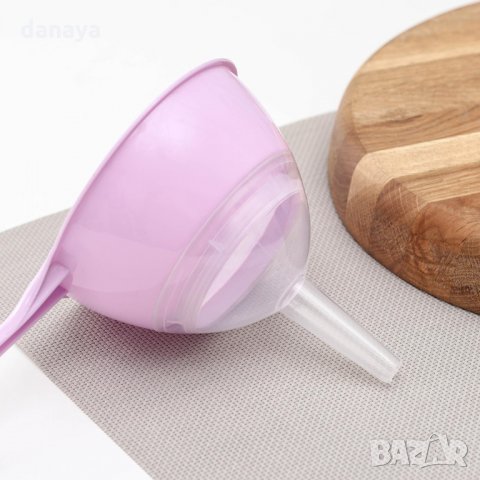 2637 Пластмасова фуния с цедка 2 в 1, снимка 4 - Прибори за хранене, готвене и сервиране - 35387374
