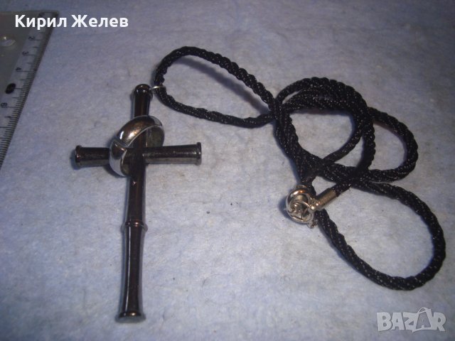 МОДНО АРТ КОЛИЕ - КРЪСТ НЕРЪЖДАЕМА СТОМАНА с ШНУРЧЕ СТИЛНО ГОЛЯМО КРАСИВО 81555, снимка 6 - Колиета, медальони, синджири - 36982753