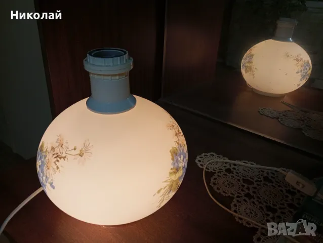 Красива нощна лампа със светещо тяло, снимка 7 - Антикварни и старинни предмети - 48277429