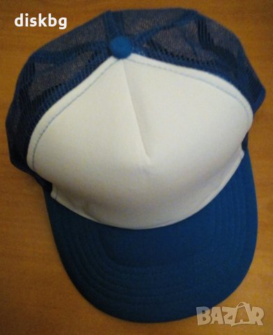 Нова шапка с козирка