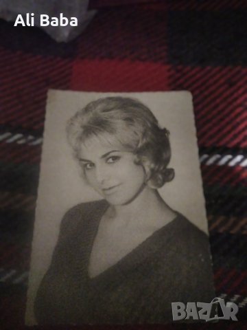 Картичка/снимка актрисата Гинка Станчева, снимка 1