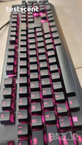 Механична геймърска клавиатура Razer BlackWidow V4 Green Switches gaming keyboard, снимка 5 - Клавиатури и мишки - 53002097