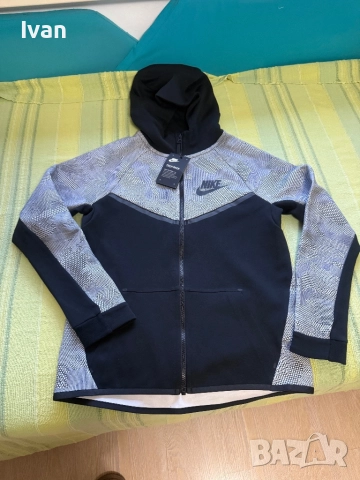 Nike tech горница