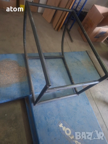 Метална стойка за 208 литрови метални варели, снимка 3 - Друго търговско оборудване - 53592179