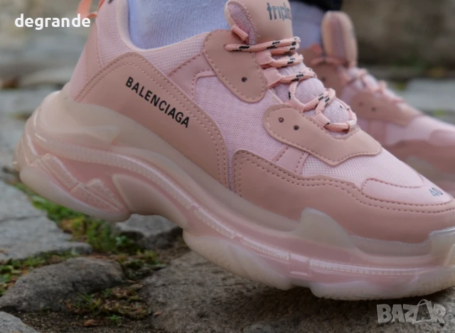Дамски маратонки Balenciaga Triples розов цвят