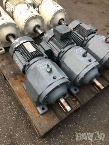 Мотор-редуктор Sew Eurodrive, снимка 3 - Електродвигатели - 44041790