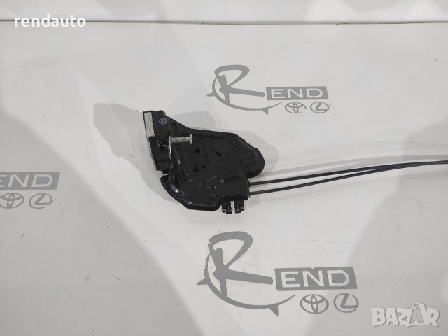 Задна дясна брава за врата Toyota Corolla E18 USA 2013-2018, снимка 2 - Части - 44843584