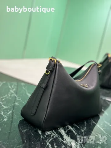 Prada Aimee Hobo, снимка 3 - Чанти - 49845481