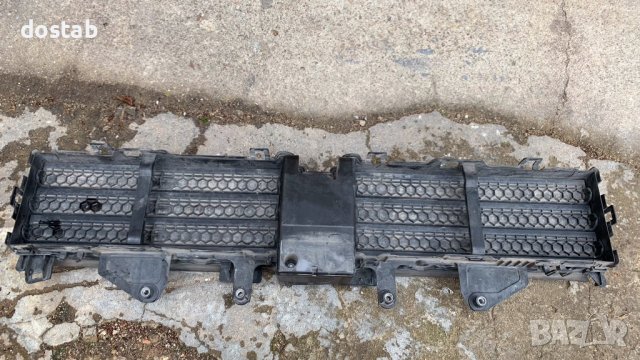 Решетка под бронята за bmw 1 F40, снимка 3 - Части - 40775766