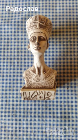 статуетка Нефертити 