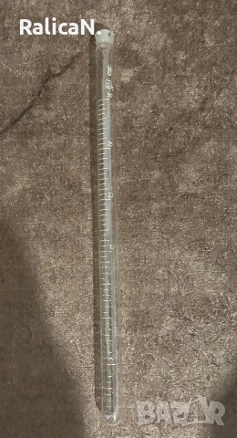 Градуирана стара епруветка