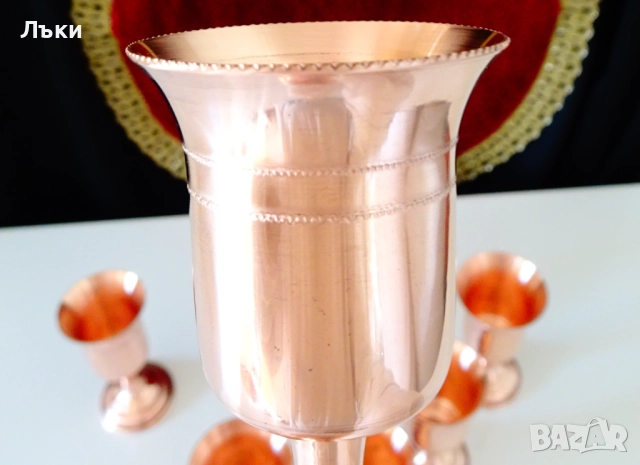 Медни чаши за ракия,чиста червена мед,на столче. , снимка 5 - Антикварни и старинни предмети - 52203905