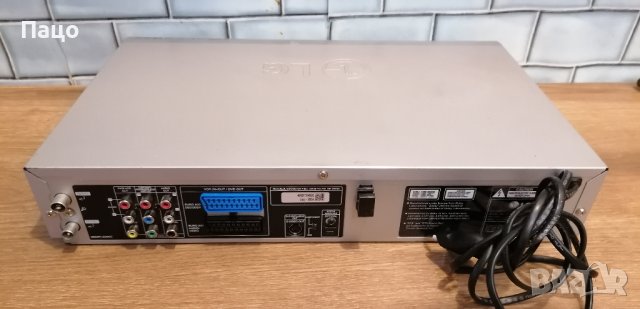 LG V8816  VHS Recorder DVD Player , снимка 17 - Плейъри, домашно кино, прожектори - 43263586