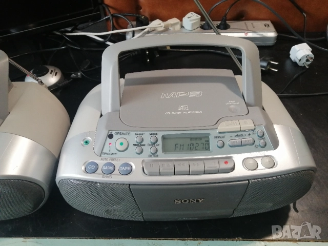 Музикална система SONY CFD-S03CP, снимка 3 - Аудиосистеми - 51577842