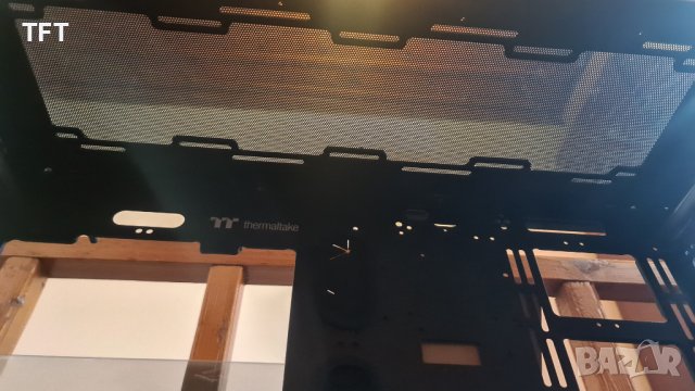 Компютърна кутия Thermaltake core p8 TG - Чисто Нова!, снимка 12 - Други - 43475817