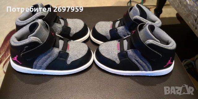 Детски маратонки Nike Jordan N:23,5, снимка 3 - Детски маратонки - 33569169