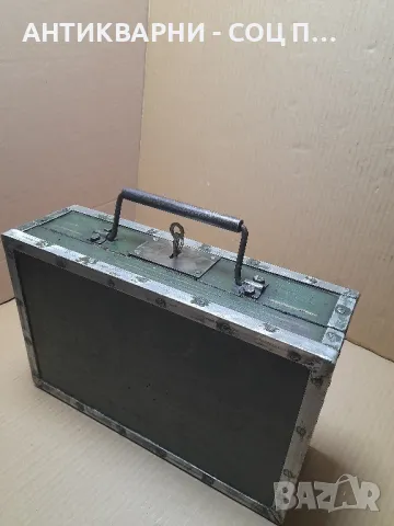 Стар Дървен Куфар., снимка 6 - Антикварни и старинни предмети - 48540951