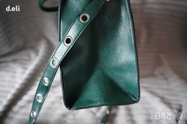 Christian Lacroix Original 100% Кожа Дизайнерска чанта, снимка 9 - Чанти - 47728455