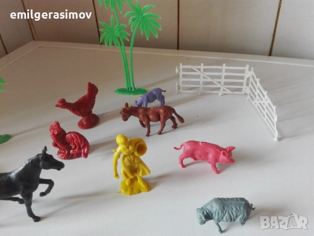 Пластмасови домашни и диви животни и лот динозаври., снимка 8 - Колекции - 35899747