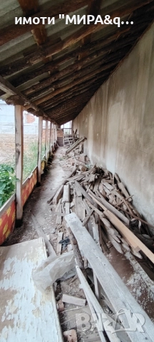 Самостоятелна сграда с навес и гараж-с.Войводово, снимка 8 - Складове - 51999980