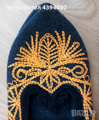 Нови везани терлици , снимка 3 - Антикварни и старинни предмети - 52134659