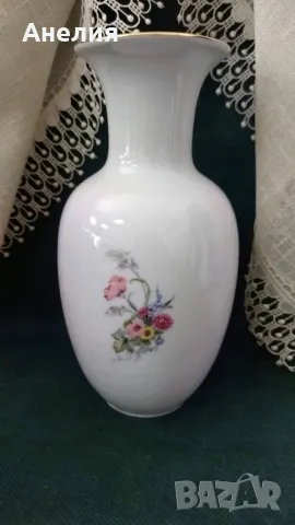 Ваза KPM с цветя ! Прекрасна!, снимка 2 - Вази - 49677404