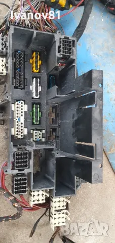 Инсталация за бмв е34 525 бензин м20б25 букси конектори модули бушонно табло релета bmw e34 wiring , снимка 10 - Части - 49300062