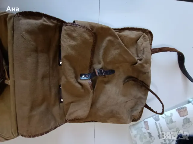 Оригинална Германска раница Tornister от WW2

, снимка 4 - Антикварни и старинни предмети - 47688713