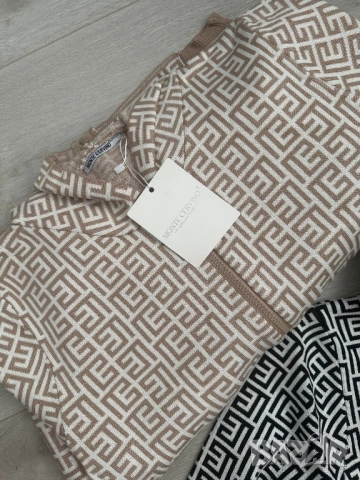 дамски екипи Elizabeth frianchi , снимка 2 - Спортни екипи - 51771119