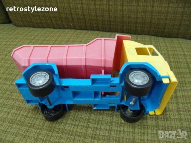 № 3871 стара пластмасова играчка - камион  - размер 26 / 10 / 13 см   - соц.период , снимка 6 - Други ценни предмети - 27706700
