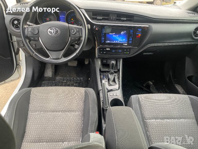 Toyota Auris 1. 6i, двигател 1ZR-FAE, ZRE18, 132 кс. , автоматик, 2018, 133 000 km. , euro 6B, Тойот, снимка 10 - Автомобили и джипове - 43480426
