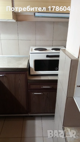 Самостоятелна стая под наем./лятна кухня/ .за жена, снимка 2 - Стаи под наем - 52953715