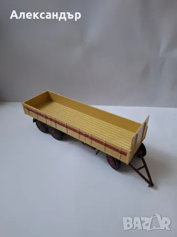 Камионче метално NZG Mercedes Benz 1632S 1932S No. 146  мащаб 1:50 Hinderer Spedition, снимка 8 - Колекции - 49587789