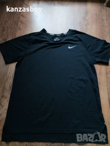 Nike - страхотна дамска тениска М, снимка 3 - Тениски - 50367176