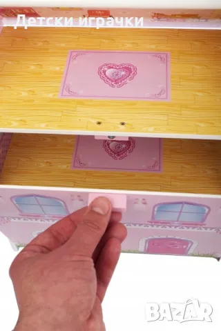 Двуетажна дървена къща за кукли с мебели, снимка 7 - Кукли - 49767352