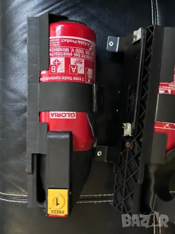 немски пожарогасител със стойка за вграждане под седалка на мпс, снимка 2 - Аксесоари и консумативи - 49795150