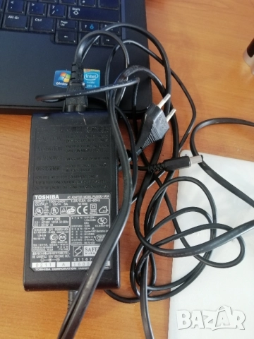 Оригинално зарядно за лаптоп TOSHIBA 15V, 5A