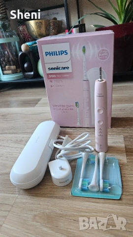3 бр. нови глави, зарядно, кутия и четка за части Philips Sonicare 5100