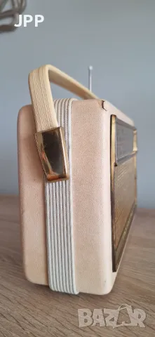 Радио Nordmende Transita deluxe, 1962/63, снимка 8 - Радиокасетофони, транзистори - 49025971