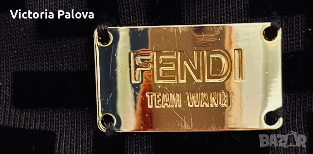 Уникален суитчър унисекс FENDI X TEAM WANG  рядка находка, снимка 10 - Суичъри - 51761293