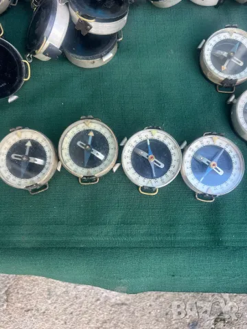 Продавам войнишки компас , снимка 3 - Други ценни предмети - 48315128