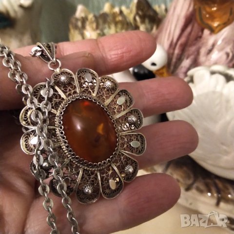 Стара авторска изработка ,сребро ,кехлибар ,позлата  , снимка 2 - Колиета, медальони, синджири - 38830746