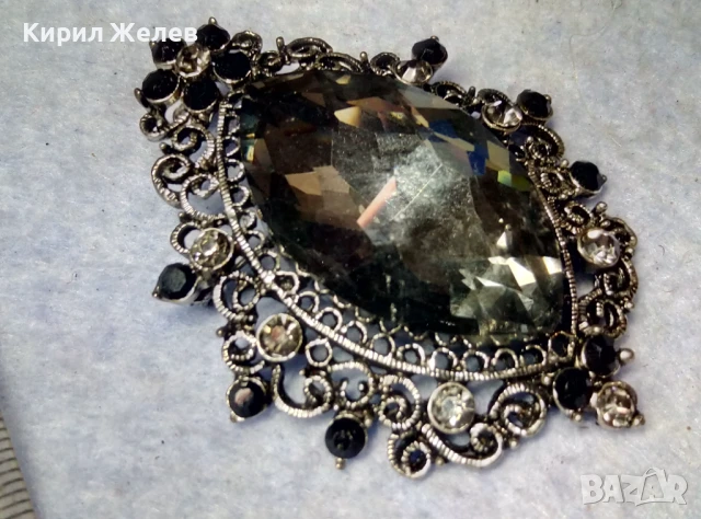 ЕФЕКТНА КРИСТАЛНА ФИЛИГРАНЕН СТИЛ СРЕБРИСТА РЕТРО АРТ БРОШКА 41602, снимка 4 - Други - 51280223