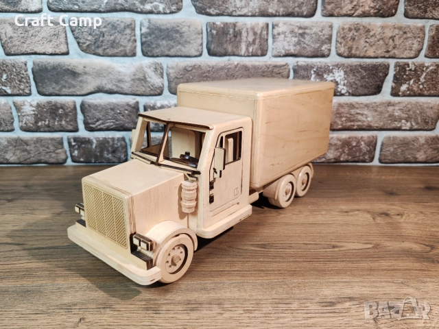 Дървен модел на хладилен камион – Craft Camp, снимка 10 - Коли, камиони, мотори, писти - 52735818