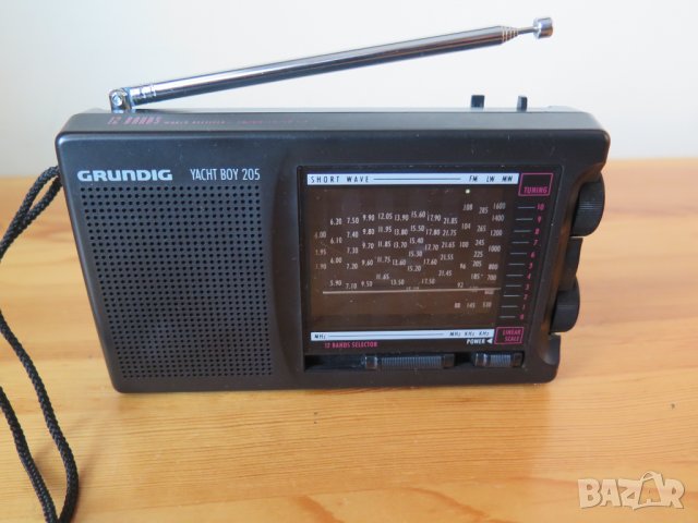 GRUNDIG YACHT BOY 205  12 BAND  RADIO,1993г