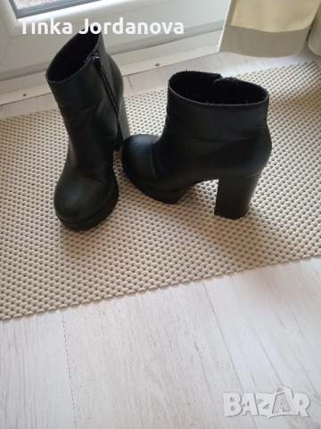 Боти , снимка 2 - Дамски боти - 52390738